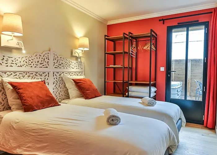 Floréal 1900 Cœur De St Gilles Hébergement de vacances