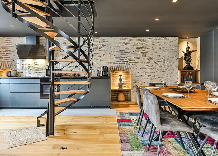 Hébergement de vacances Floréal 1900 Cœur De St Gilles *