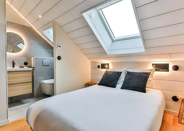 Floréal 1900 Cœur De St Gilles Hébergement de vacances