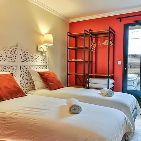 Floreal 1900 Coeur De St Gilles 度假居