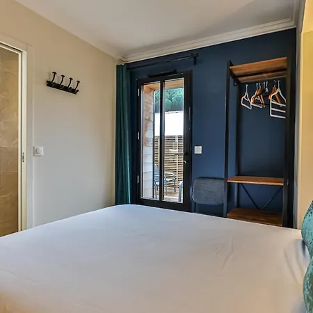 度假居 Floreal 1900 Coeur De St Gilles 圣吉尔-克鲁瓦德维