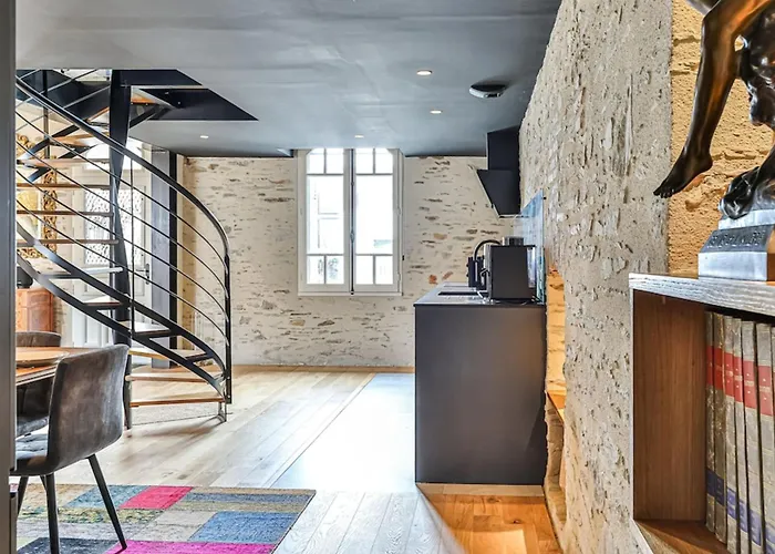 Floreal 1900 Coeur De St Gilles *